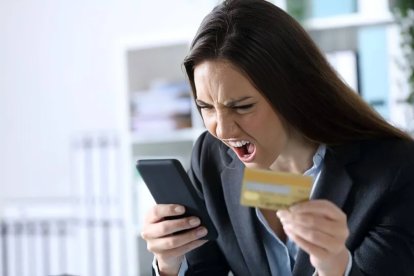 Imagen referencial. La compra impulsiva de productos con tarjetas de crédito puede llevar a un sobreendeudamiento.