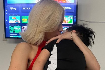 Karime Borja y su hijo, el pequeño Mateo.