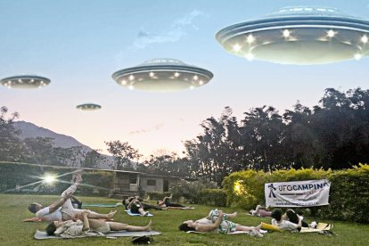 Varios objetos voladores, que emitían luces, aparecieron sobre el cielo de Vilcabamba.