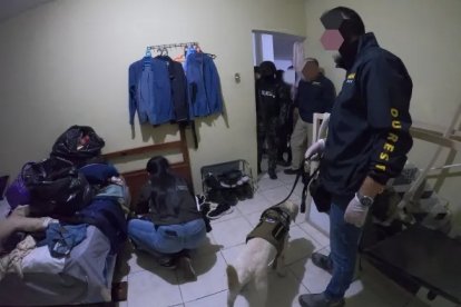 En Ecuador se aprehendió a dos personas en allanamientos ejecutados en Santo Domingo de los Tsáchilas.