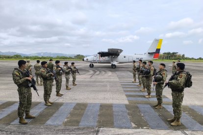 Personal de las Fuerzas Armadas del Ecuador.