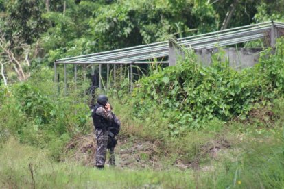 Las autoridades tomaron procedimiento del acto criminal.