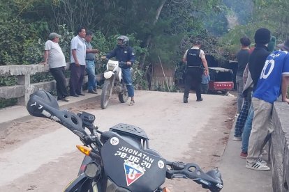 Moradores del sector se asombraron por la trágica noticia.