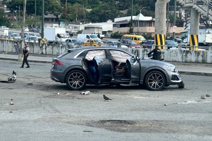 El vehículo aparece en registros oficiales con múltiples infracciones de tránsito en varias ciudades del país.