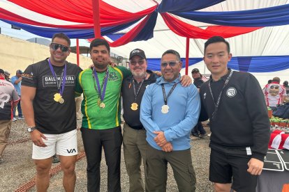 Galo Moreira, Bryan Taibot, Andrés Pérez Mac Collum, Antonio Avilés y Cao Elex.