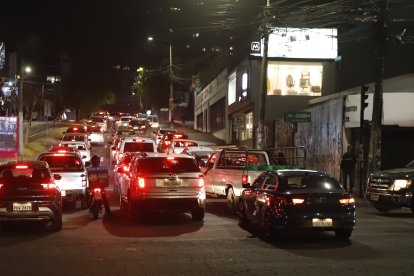 Quito atraviesa días de emergencias por cuenta de los incendios forestales.