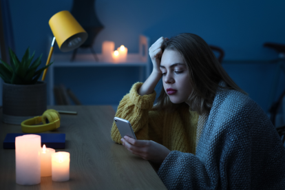 Ecuador atraviesa una crisis energética que en los últimos días ha desencadenado que los ecuatorianos enfrenten cortes de luz a diario que se extienden hasta por 12 horas.