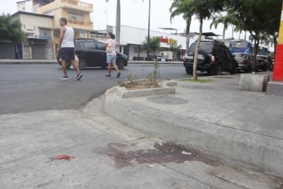 En esta esquina fue asesinado Ismael Galindo. Levantaron 12 indicios.