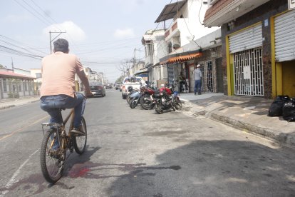 En La Fragata, sur de Guayaquil, un hombre fue baleado.
