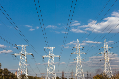 Colombia suspende venta de energía a Ecuador.