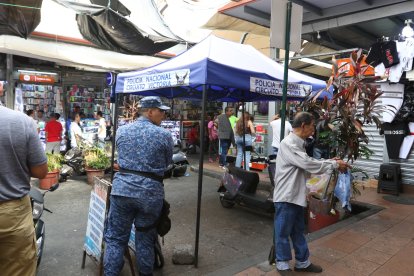 La Policía instaló una carpa, pero no la usa para vigilar la zona.