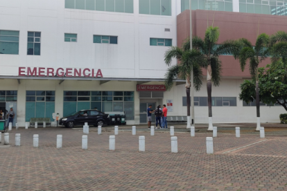 El exgerente del Hospital del Guasmo ha solicitado a la Policía Nacional ayuda para identificar a los 14 nuevos cadáveres hallados.