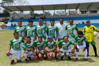 El equipo Primavera está    ‘dando guerra’ en el torneo Post 48.