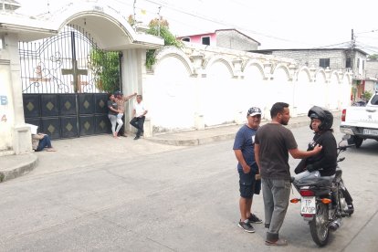 Familiares del occiso retiraron el cuerpo la mañana de este jueves 3 de octubre.