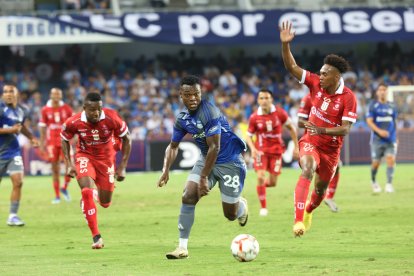 Emelec busca la clasificación a la Copa Sudamericana.