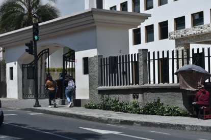 Estudiantes van temerosas a recibir clases. Algunas ya no quieren entrar a la cafetería luego de lo que sucedió.