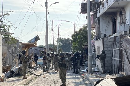 Según la policía este atentado se da por una disputa entre grupos armados que operan en Puerto Bolívar.