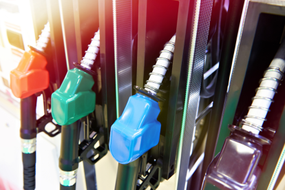 El combustible, un problema para los precandidatos en Ecuador.