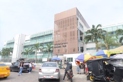 El Hospital Guasmo Sur es uno de los centros médicos más importantes de Guayaquil.