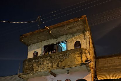 La noche del domingo tres hermanos fueron asesinados en esta casa.