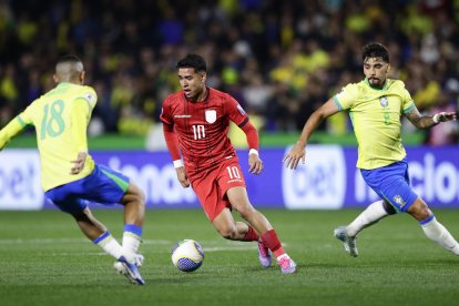 Kendry Páez es seleccionado habitual de Ecuador.