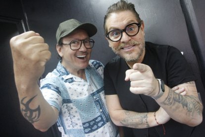 David Reinoso y Francisco Pinoargotti estrenarán la obra Amigazos electorales.