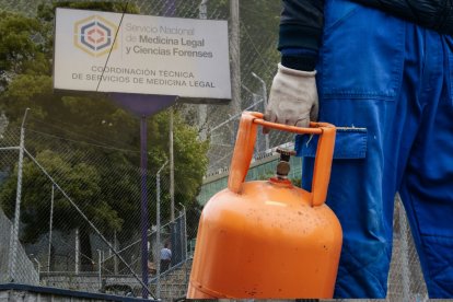 Un hombre fue encontrado sin vida en una casa donde había gran cantidad de gas. El hallazgo lo hizo su hija.