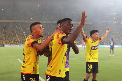Álex Rangel y su gol en el Clásico del Astillero queda para la historia.