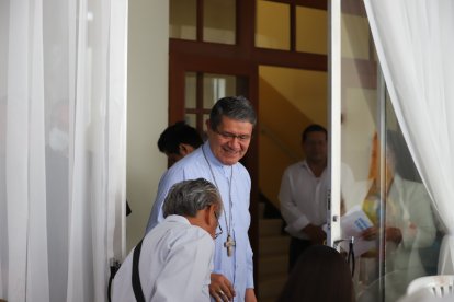 Monseñor Luis Cabrera estuvo en Roma, en las reuniones por el último Sínodo, cuando le informaron de la decisión del papa Francisco.