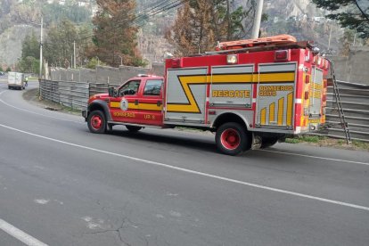 Ún grave accidente de tránsito se registró la mañana de este 4 de noviembre de 2024 en la avenida Simón Bolívar, de Quito.