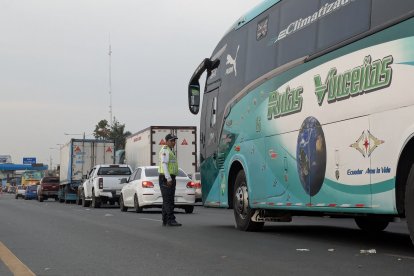 La CTE recibió, a inicios de mes, el pedido de suspender 263 fotorradares en vías de Ecuador.