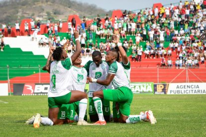 Liga de Portoviejo se prepara para su encuentro contra Naranja Mecánica.