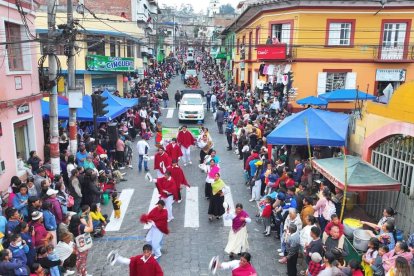 Guaranda celebró un año más de independencia.