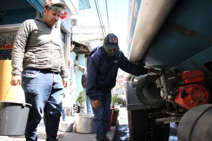 El alcalde de Quito dispuso medidas para prevenir decisiones drásticas sobre los cortes de agua en la capital.