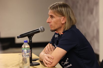 Sebastián Beccacece en rueda de prensa del miércoles 13 de noviembre, en la previa del partido de eliminatorias sudamericanas ante Bolivia.