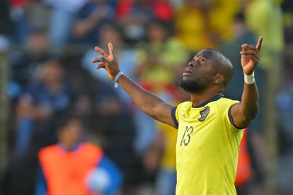 Enner Valencia anotó el gol de la victoria 1-0 de Ecuador ante Perú en el Rodrigo Paz Delgado