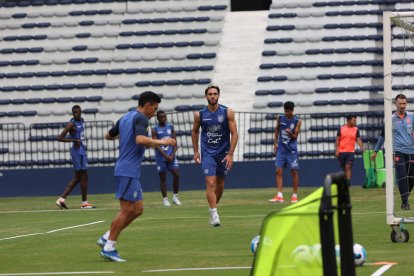 Leonardo Campana era una de las opciones para el ataque de Ecuador.