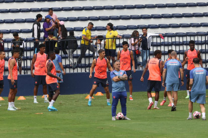 La selección de Ecuador realizó trabajos físicos.