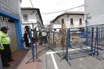 A partir del mediodía se cerró el paso incluso a los peatones.