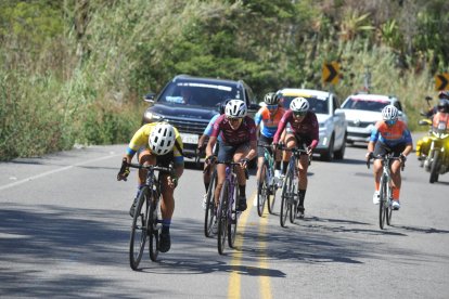 Este viernes la cuencana, integrante del Team LIV Toscana, terminó en segunda posición de la etapa 3 de la prueba.