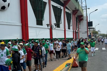 Liga de Portoviejo es local ante Deportivo Quito.