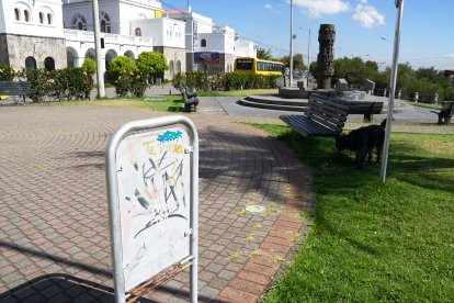Son varias situaciones las que aquejan al parque República de Haití, en el Centro Histórico de Quito.