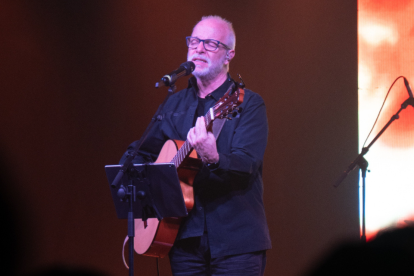 Alberto Plaza presenta su tour "Sin Fronteras".