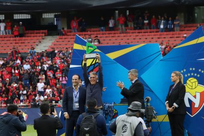 Marcelo Zuleta, timonel de El Nacional, fue designado el mejor DT de la Copa Ecuador.