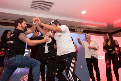 Luis Eduardo Vivanco no quiso esperar a la pelea del sábado.