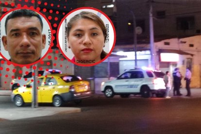 La policía llegó al lugar del suceso. Una de las víctimas quedó tendida sobre la acera.