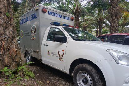 Los cuerpos fueron retirados tras el hallazgo en este camino de El Esfuerzo.