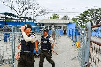 Se registraron explosiones en el interior de la Penitenciaría del Litoral.