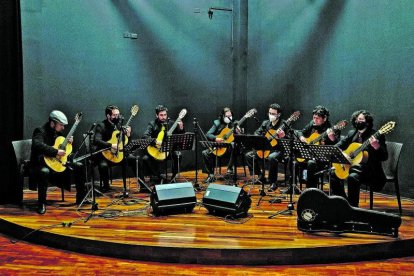 La guitarra quiteña es un estilo característico. ¿Mito o realidad?