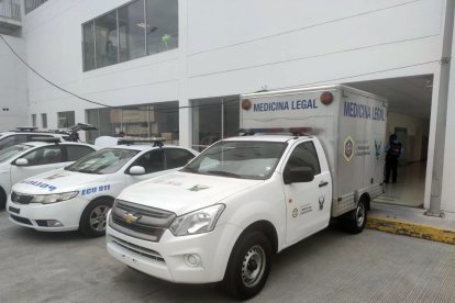 El cuerpo de la víctima fue levantado y llevado a un centro forense de la Policía Nacional del Ecuador. (Imagen referencial)